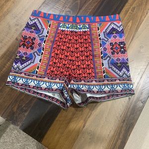 Agaci Printed zip up shorts